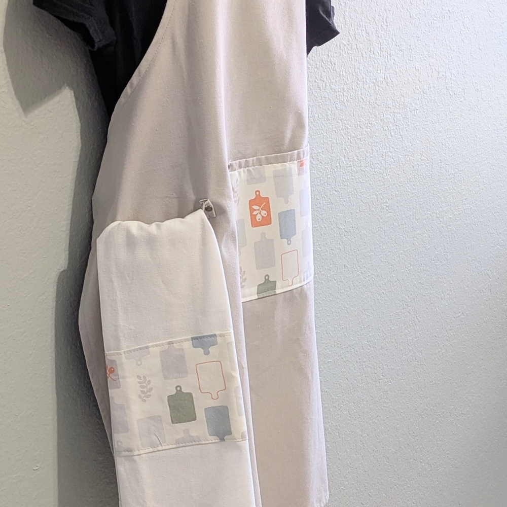 Apron with Pocket Charcuterie Board - Picture 2 of 5
